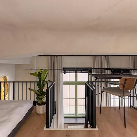 Amazing Designer Loft - By Innorental 公寓